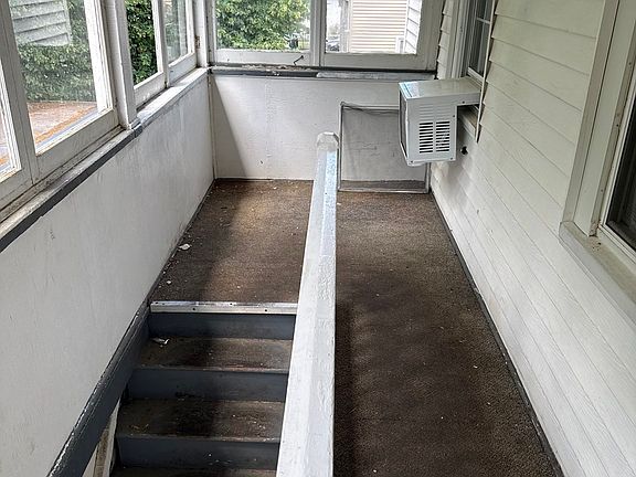 5th image of 15 Liberty St
