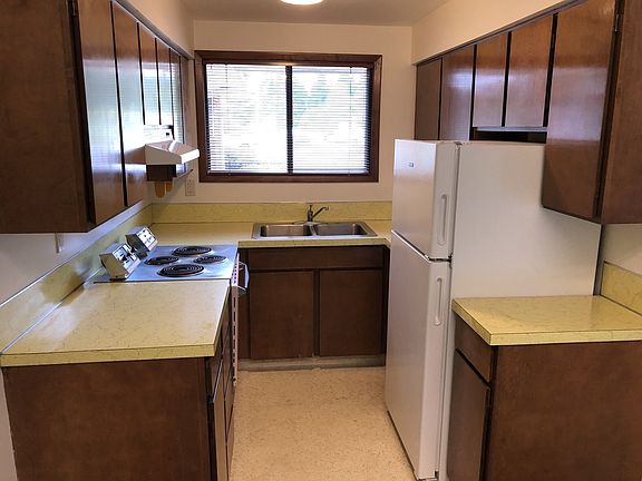 5th image of 11640 SW Corby Dr Ste 3