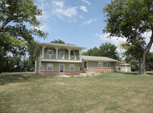 6455 Lost Creek Rd, Belvue, KS 66407