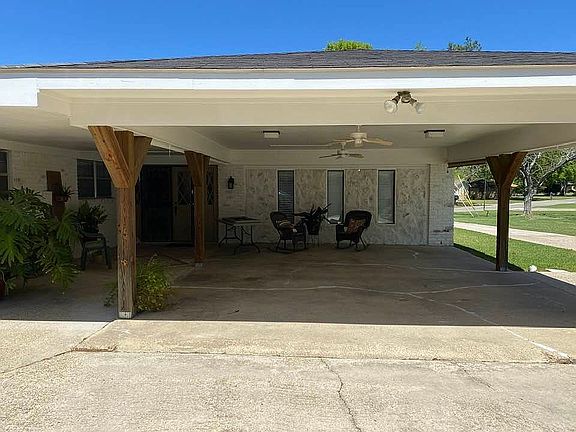 Carport, Patio