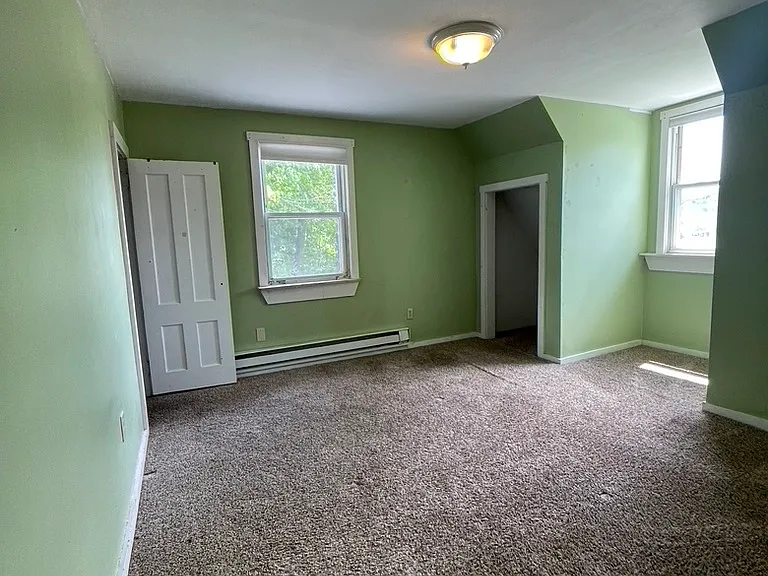 1002 Stafford Rd — Photo 15