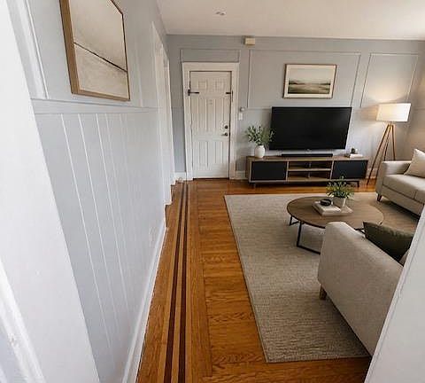 3rd image of 107 Vassar Ave