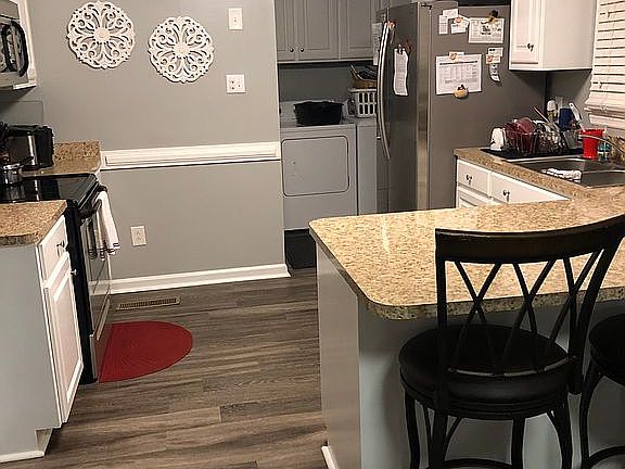 5th image of 107 Dogwood Ct