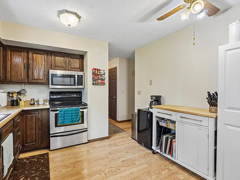 4702 Alger Rd — Photo 16