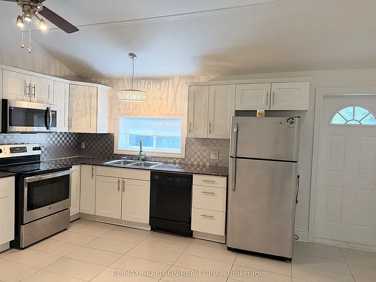 782 Churchill Ln — Photo 20