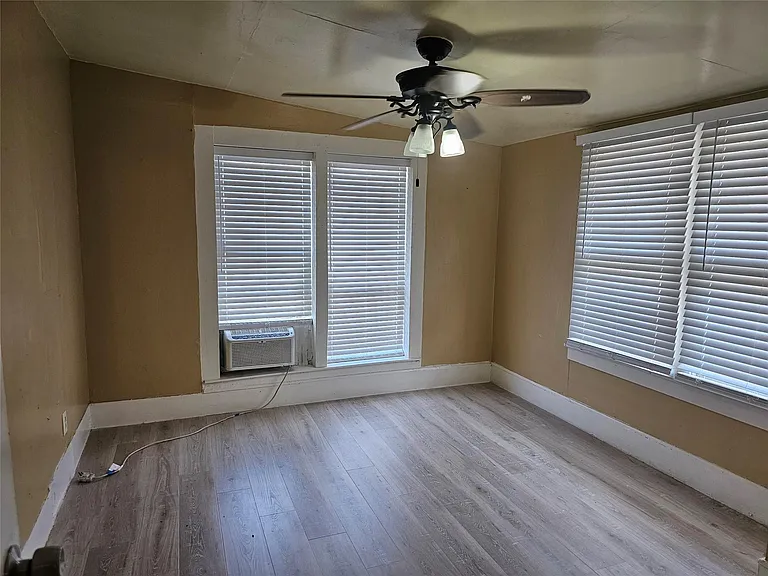 1006 Grandview Ave — Photo 4