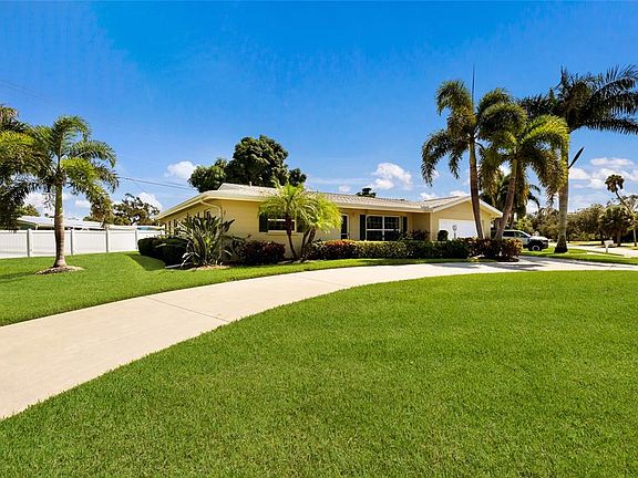 3rd image of 3003 GULF GATE DRIVE