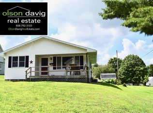 205 Lafollette St, Coon Valley, WI 54623