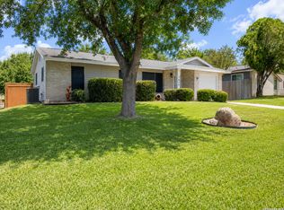 7426 MOUNTAIN OAK TRL, Live Oak, TX 78233
