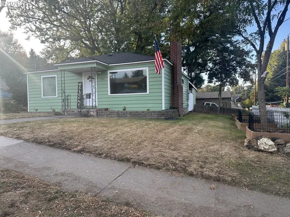 1311 Laughlin St, The Dalles, OR 97058