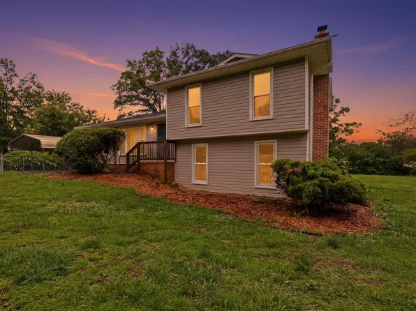 1302 Wham Lawn Rd, Gray Court, SC 29645