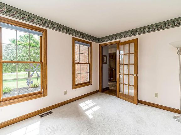 4th image of 1669 Fox Chase Dr