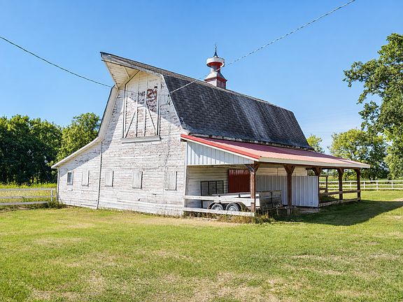 2nd image of 29201 County Highway 75