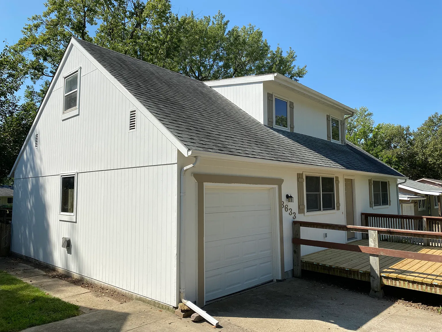 3 bed, 2.5 bath, 2038 sqft, $1,595 — Photo 2
