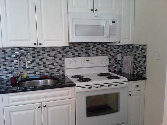 4th image of 60 Belmont Ave