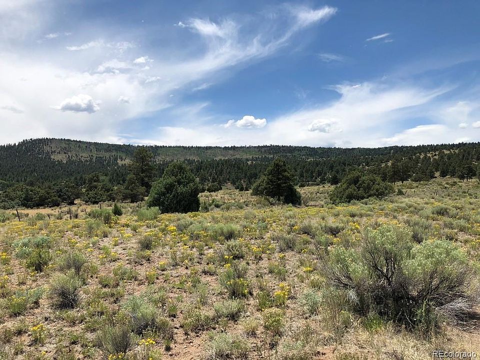 2nd image of 28 Evergreen Ln