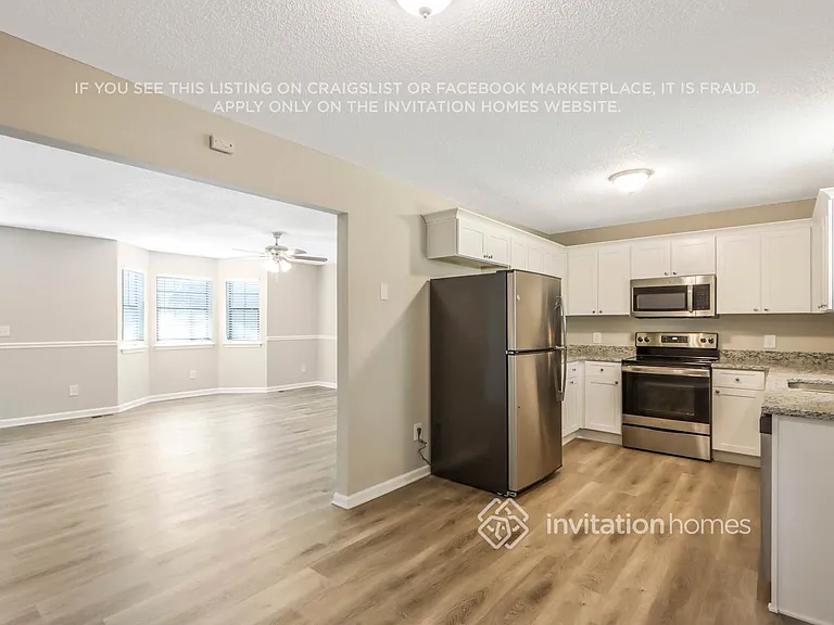 155 Russell Dr — Photo 9