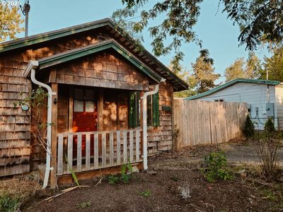 1895 City View St, Eugene, OR, 97405