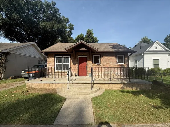 406 S Denver Ave, Russellville, AR 72801