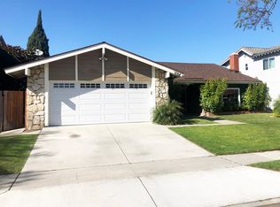 1064 Tulare Dr, Costa Mesa, CA 92626
