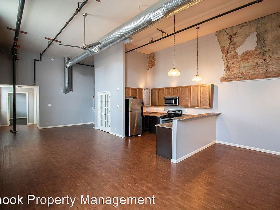 1st image of 102 N 3rd St #6350127
