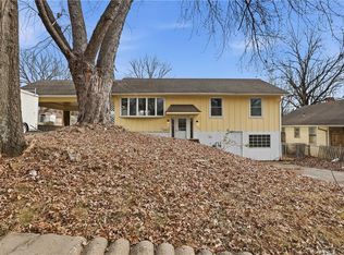 111 N Ditzler Ave, Independence, MO 64053
