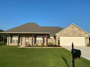 103 Marlin Dr, Guntown, MS 38849