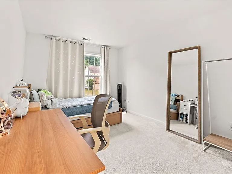5087 Wellisford Ct — Photo 31