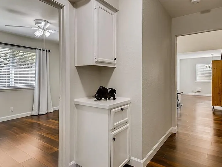 505 Hillside Dr — Photo 10