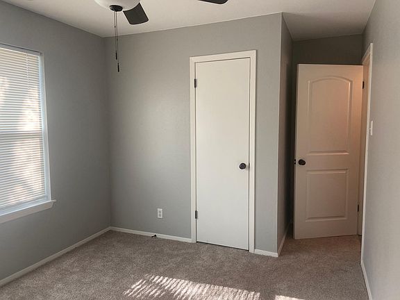 3rd image of 1923 Glenwood Dr