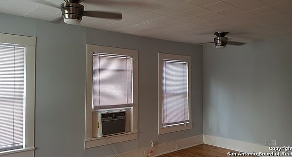 4th image of 1120 W Woodlawn Ave APT 6