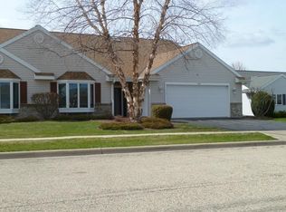 1507 Raveen St, Fort Atkinson, WI 53538