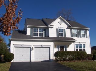 8504 Wispy Branch Ct, Laurel, MD 20723