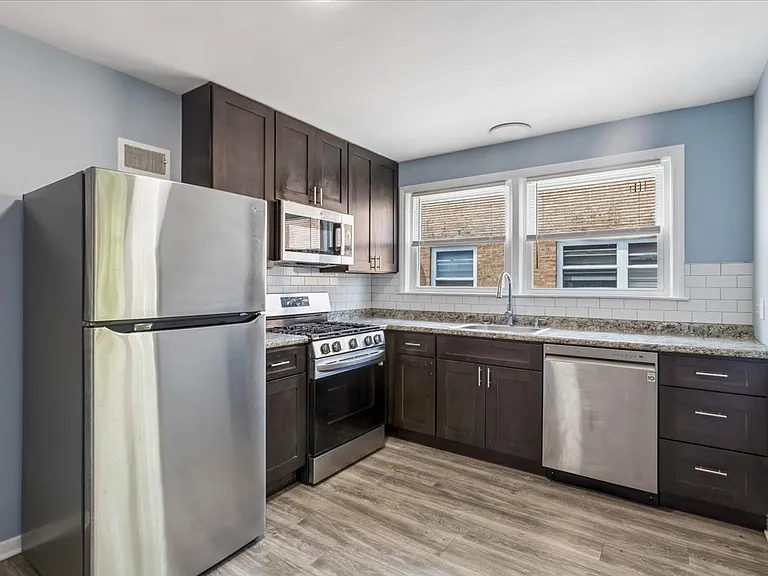 9116 Keating Ave #2B — Photo 4