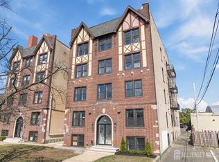 118 W 2nd Ave APT 4, Roselle, NJ 07203