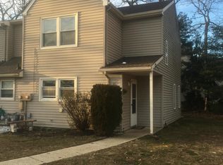 65 Townhouse Ln, Little Egg Harbor, NJ 08087