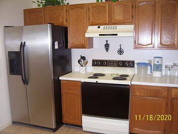 3rd image of 6380 Egret Dr APT 17
