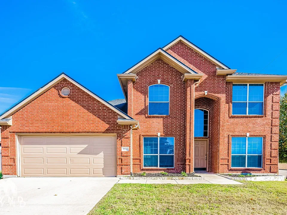 1900 Louis Miller Dr