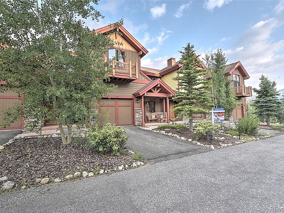 2nd image of 295 Lower Bear Trl