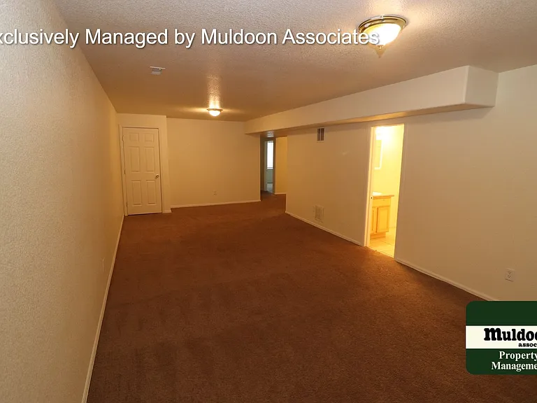 1661 W Siesta Dr — Photo 7