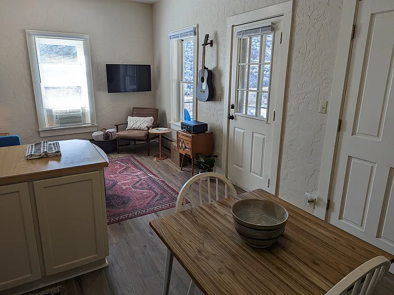 39B Ok St #4 — Photo 10