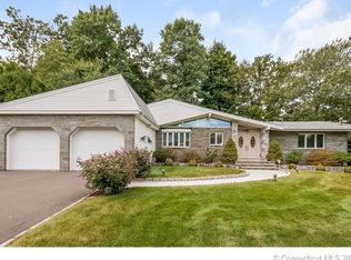 157 Southwind Rd, Waterbury, CT 06708