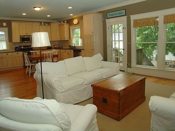 Open to Kitchen