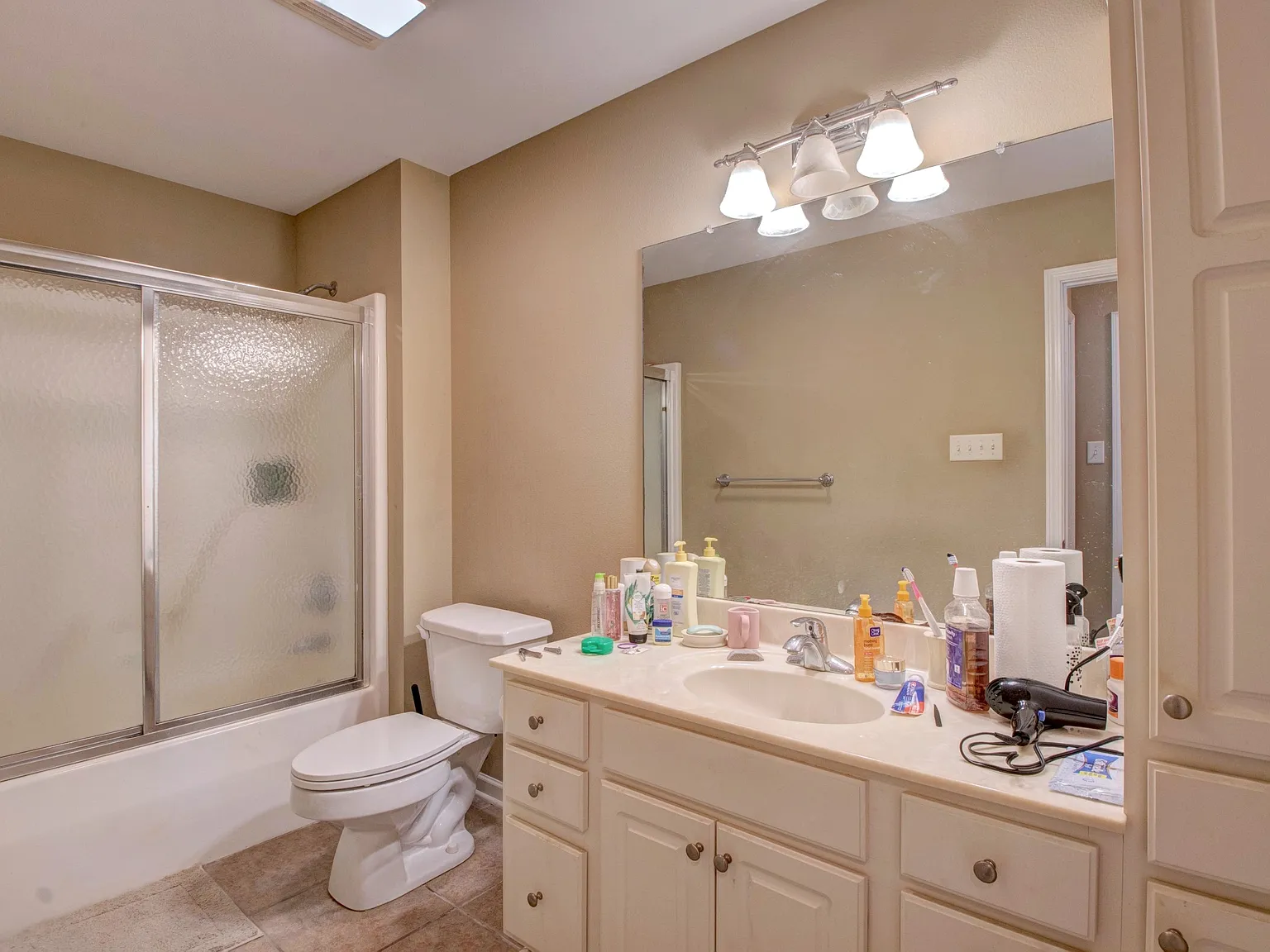 3 bed, 1521 sqft, $1,850 — Photo 4