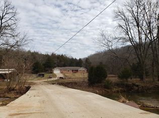 97 Medicine Bow Ln, Crane, MO 65633