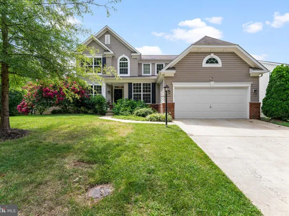 6173 Token Forest Dr, Manassas, VA 20112