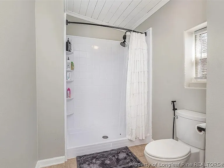 18 Five Ponds Dr — Photo 8