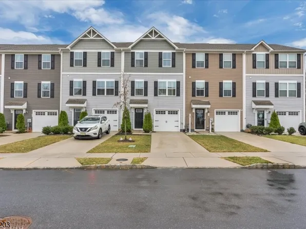 79 Burr St, Monroe Twp., NJ 08094