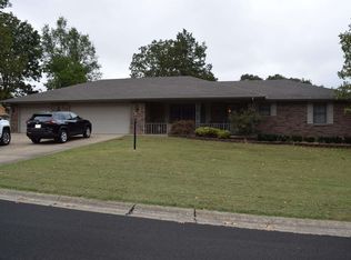 997 Courtney Ln, Mountain Home, AR 72653