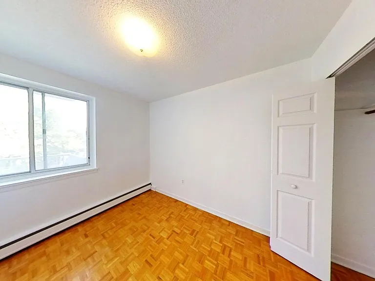 5713 Victoria Rd — Photo 22